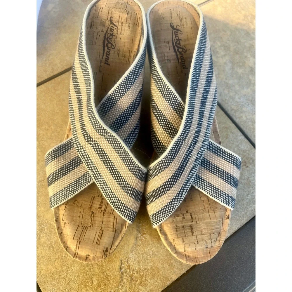 Lucky Brand Womens Striped Elastic Cork Wedge Sandals Navy Tan Studded Slides
